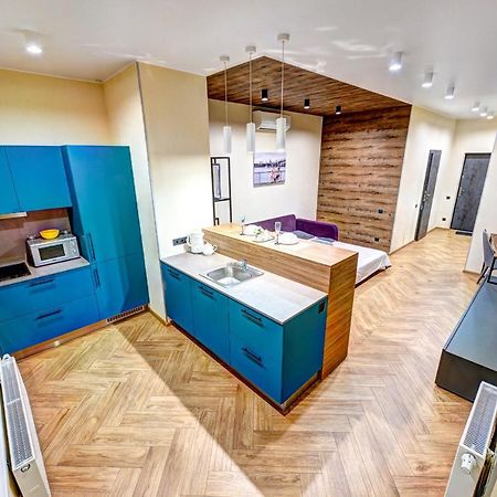 Apartment On The Street. Evgeniya Konovalets, 36B Kyiv Exterior foto